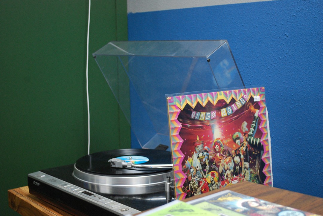 Oingo Boingo being spun